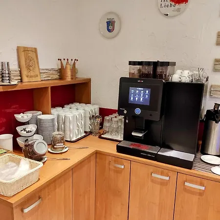 Wellness Garni Krone מלון באיירסברון