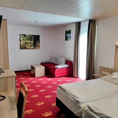 Wellness Garni Krone فندق بيرسبرون