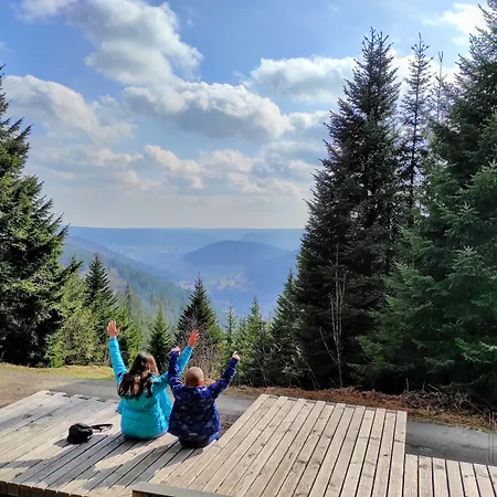 Wellness Garni Krone מלון