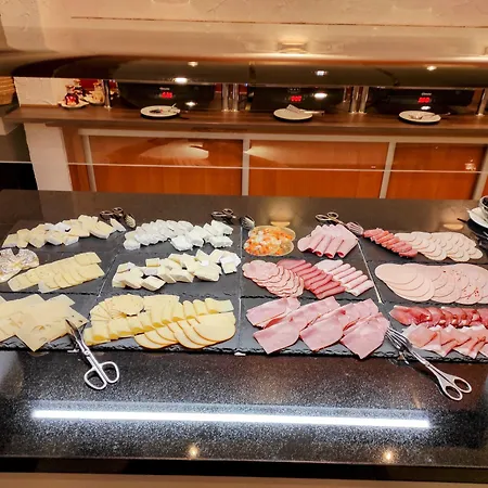 Hotel Wellness Garni Krone 4*