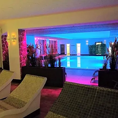 Hotel Wellness Garni Krone 4*
