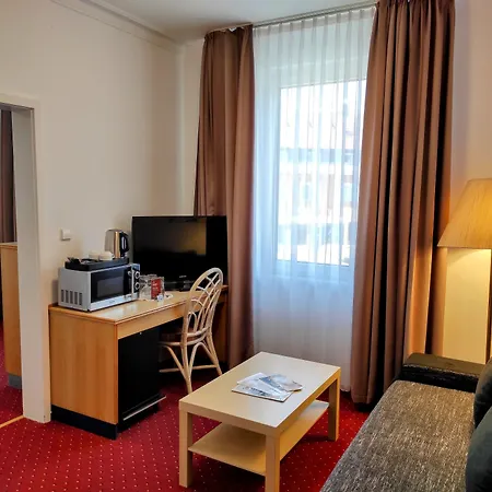 Hotel Wellness Garni Krone 4*