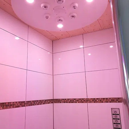 Hotel Wellness Garni Krone