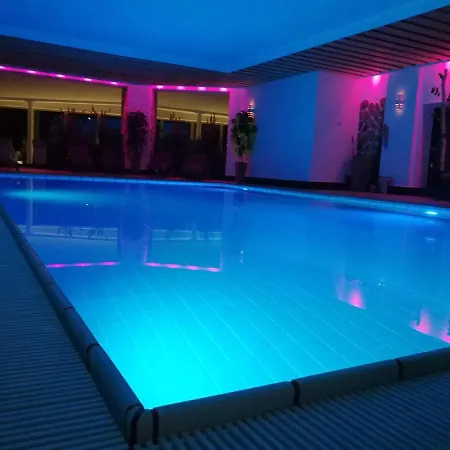 Wellness Garni Krone באיירסברון